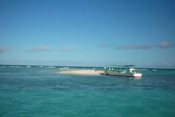 Yurigahama is easy to reach by boat and good for snorkelling