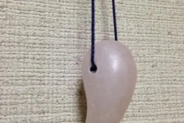 <p>fThe small tusk I made from&nbsp;parafin stone</p>