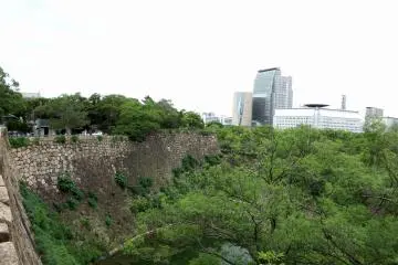 <p>View from the top of the stone walls</p>
