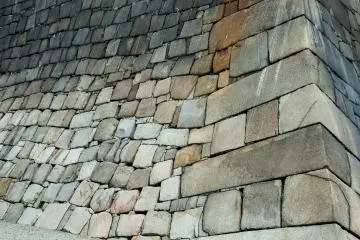 <p>...yet the castle didn't collapse. Great! &nbsp;</p>