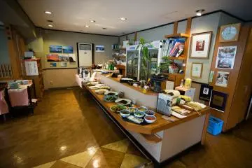 <p>Breakfast buffet in the morning</p>