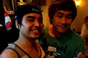 <p>...กระทบไหล่ครอบครัวเตชะณรงค์...</p>