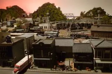 <p>The diorama, at sunset.</p>