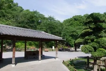 <p>Great place to bring a good book</p>