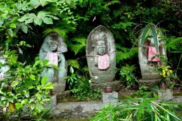 <p>Ojizo statues</p>