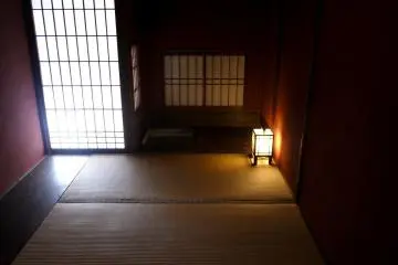 <p>Beautiful lighting on a dull spring day</p>