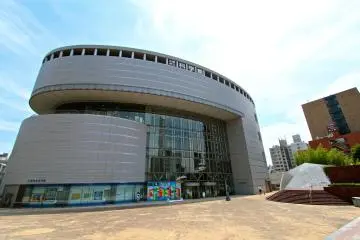 Gallery image