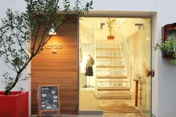 Gallery image