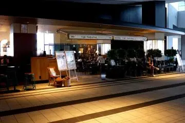 <p>Cafe restaurant near the Orb Theater</p>