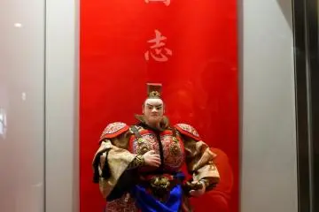 <p>No photographs inside the gallery, but this splendid fellow was on display outside</p>