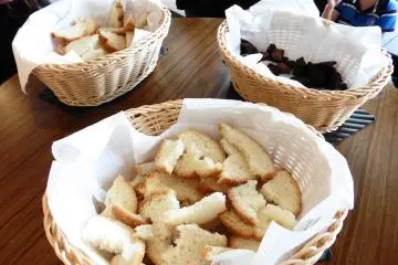 <p>Delicious free samples</p>