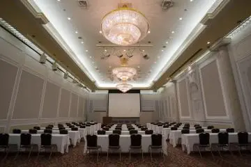 <p>The banquet hall for your meeting or wedding party</p>
