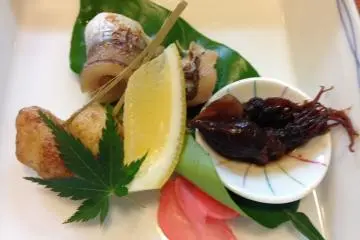 <p>A beautifully presented appetizer.&nbsp;</p>
