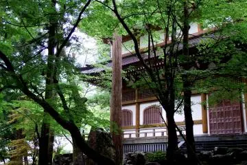 As soon as you step inside the temple grounds the spirit of Zen can be felt