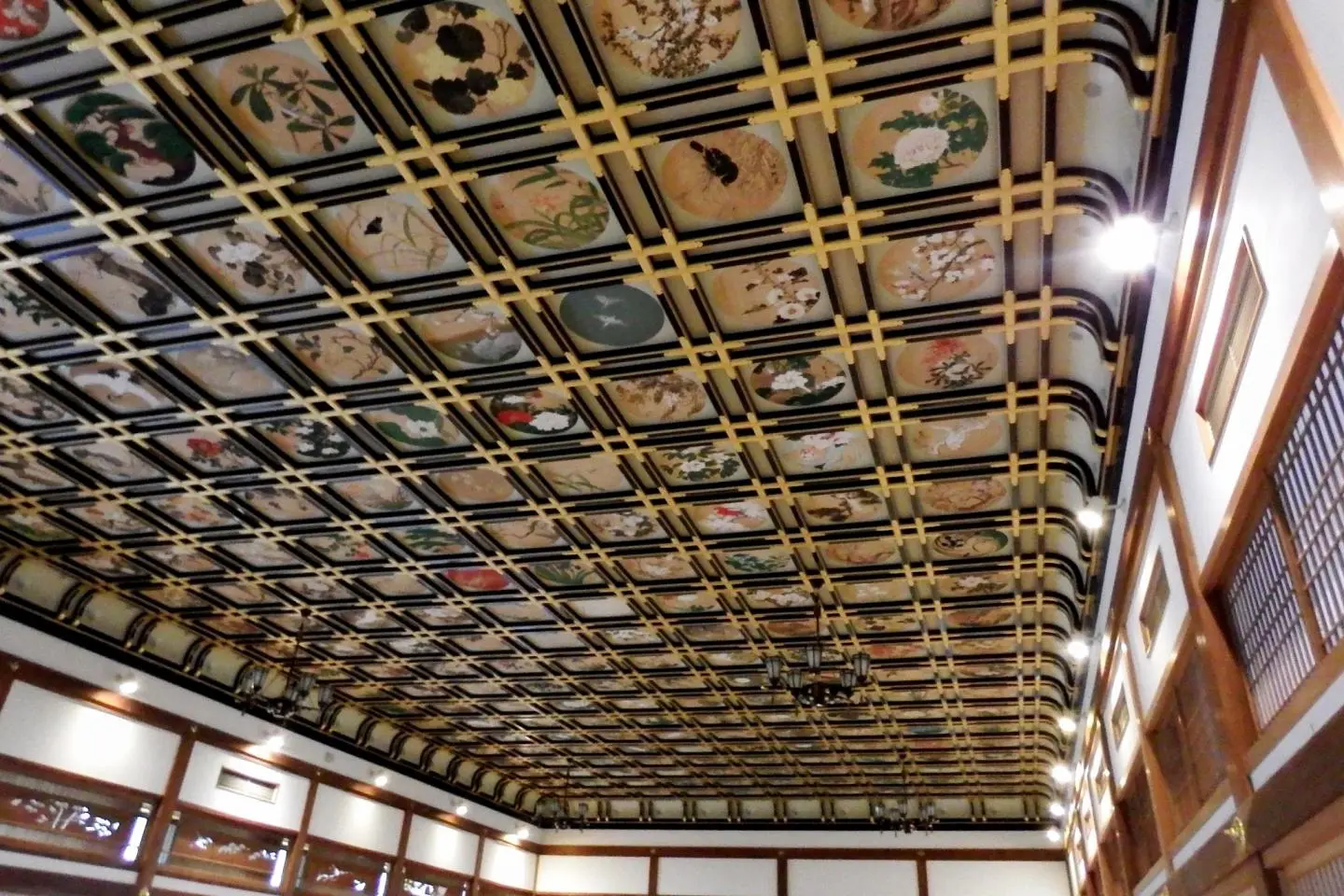 Zazen Hall and Paintings of Eiheiji