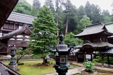<p>'Daikuin (Kitchen)' viewed over the beautiful courtyard</p>