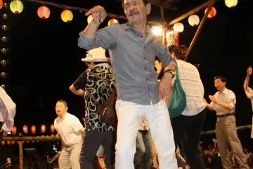 <p>A dancer pulling out his favorite moves</p>