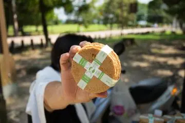 <p>Deer senbei for 150 yen</p>