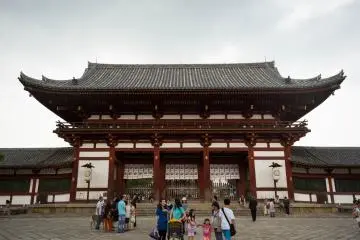 <p>The entrance to Todaiji Temple</p>