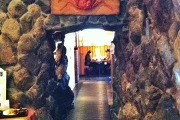 To the main dining area