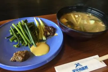 For lunch at the plateau, I had both of these dishes for under 1,000 yen.