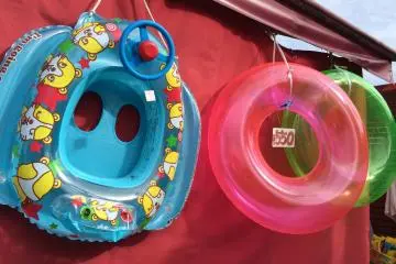 <p>Colorful and reasonably priced beach toys!</p>