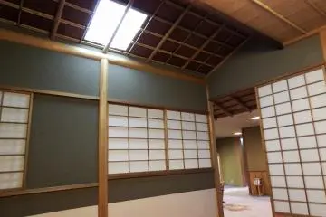 <p>Inside the Tea House</p>