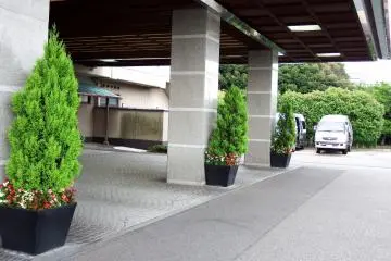 <p>Entrance of the hotel, Matsuya SenSen in Awara Onsen</p>