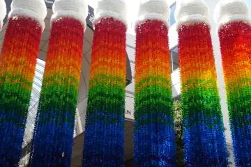 <p>Banderoles color&eacute;es</p>