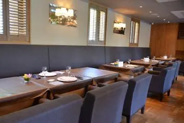<p>Indoor dining area</p>