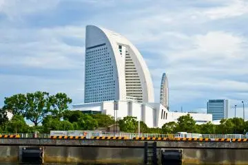 <p>An unusual view of the back of Yokohama Intercontinental Hotel with a rail track in the foreground&nbsp;</p>