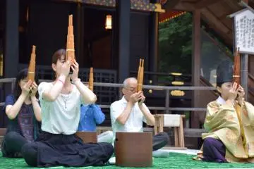 <p>The sound of sho (mouth organ) creates a sacred&nbsp;atmosphere</p>