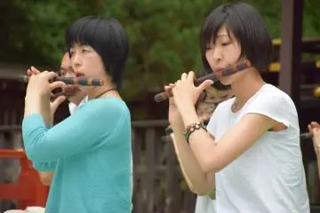 <p>The fue (Shinto flute) melody of the Gagaku ensemble</p>