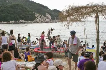 Trampolines and other fun at Fukuoka's top summer resort