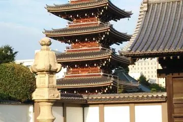 <p>Koushouji has a small pagoda. Each level displays a Japanese character which stands for a different concept, such as dharma (cosmic law and order).</p>