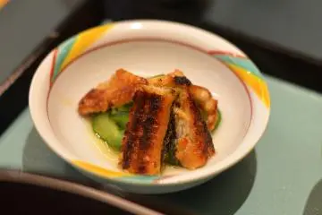 อุซะกุ (สลัดปลาไหล)