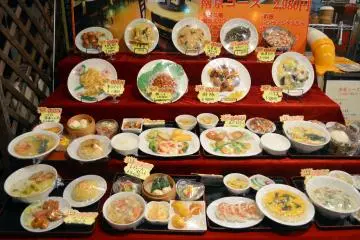 <p>เมนูอาหารหน้าร้าน</p>