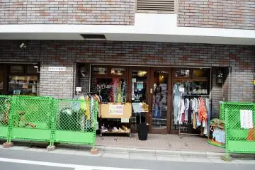 Gallery image
