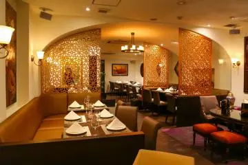 <p>Main interior</p>
