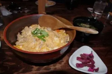 Oyako Donburi (a rice dish topped with egg and chicken) (Photo: Jessica Chambers)