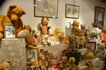 Gallery image