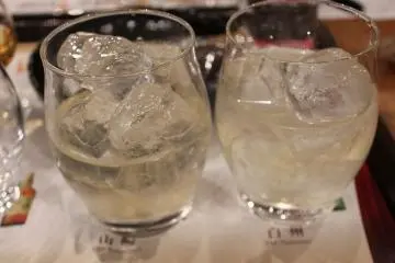 얼음도 소다수도 여기 야마자키의 미나세 명수로 되어있기 때문에 최고로 맛있는 한잔이 완성된다