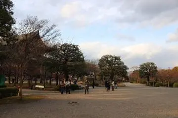 The garden in front of the five-story pagoda