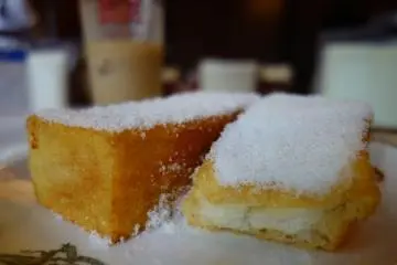 <p>แต่ไม่ใช่ขนมปังปิ้งนะ มันหอม หวาน หนึบกำลังดี มันลงตัวอะ</p>