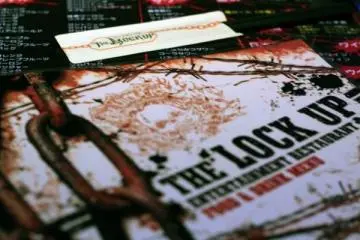 The lock up cafe (Photo: <a href="https://en.japantravel.com/tokyo/the-lockup-entertainment-restaurant/5286" target="_blank" rel="noreferrer noopener nofollow">Perri Silverstein</a>)