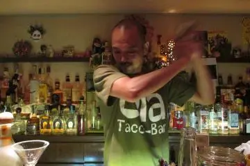 <p>Owner Sen makes a margarita&nbsp;</p>