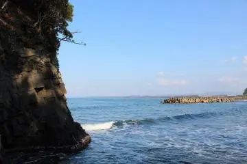 투명하고 깨끗한 바다다