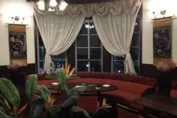 The elegant interior of the Siam garden Restaurant (Photo: PPF)