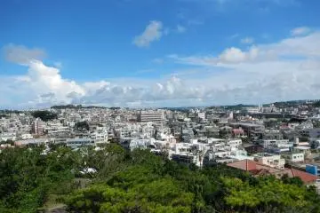 <p>A view atop the peace tower of the eastern side of the island.</p>