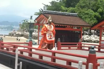 <p>Bugaku is often performed at marriage ceremonies at Itsukushima&nbsp;Shrine</p>